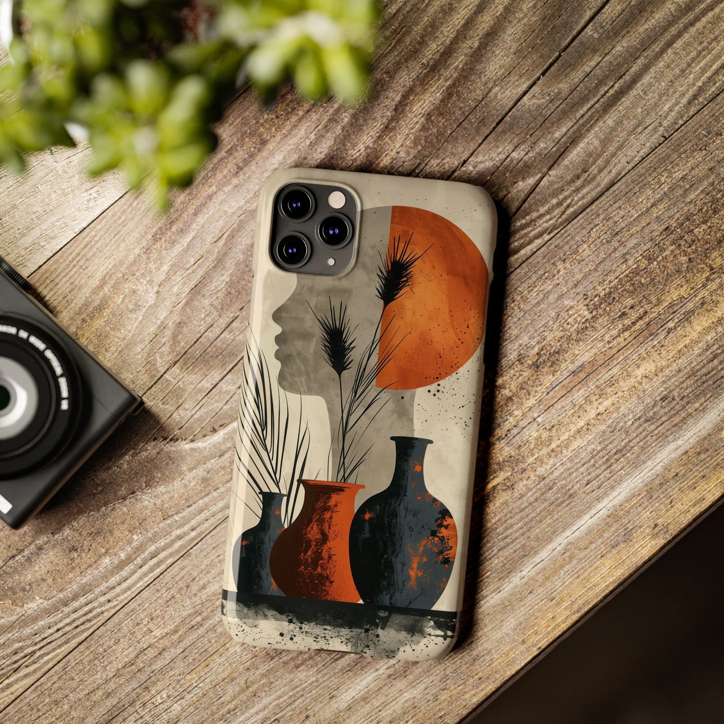Artistic Slim Phone Case with Vintage Vase Design